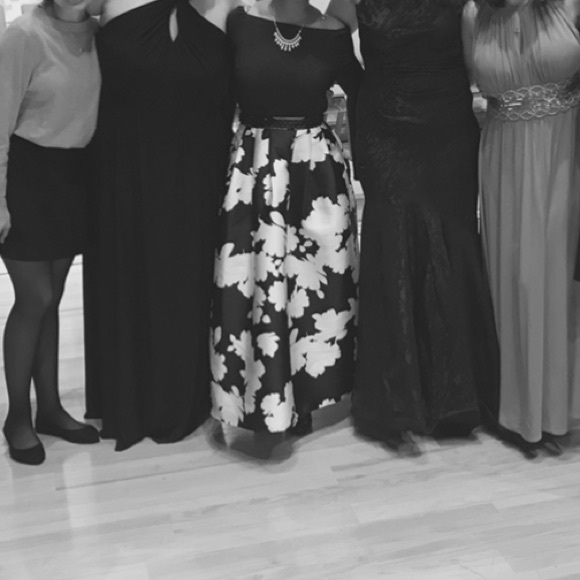 ⚫️⚪️ Floral Floor Length Skirt - Picture 3 of 3